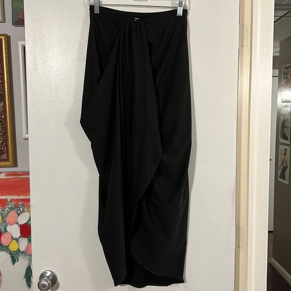 SHEIN black sarong skirt